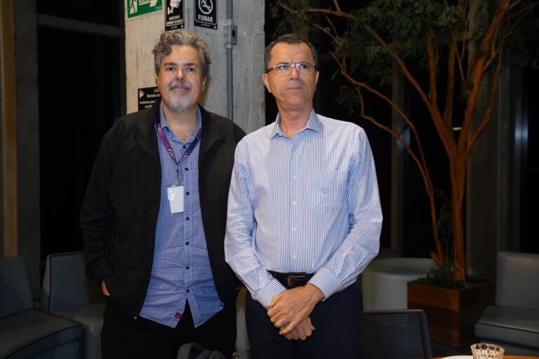 ALI08636